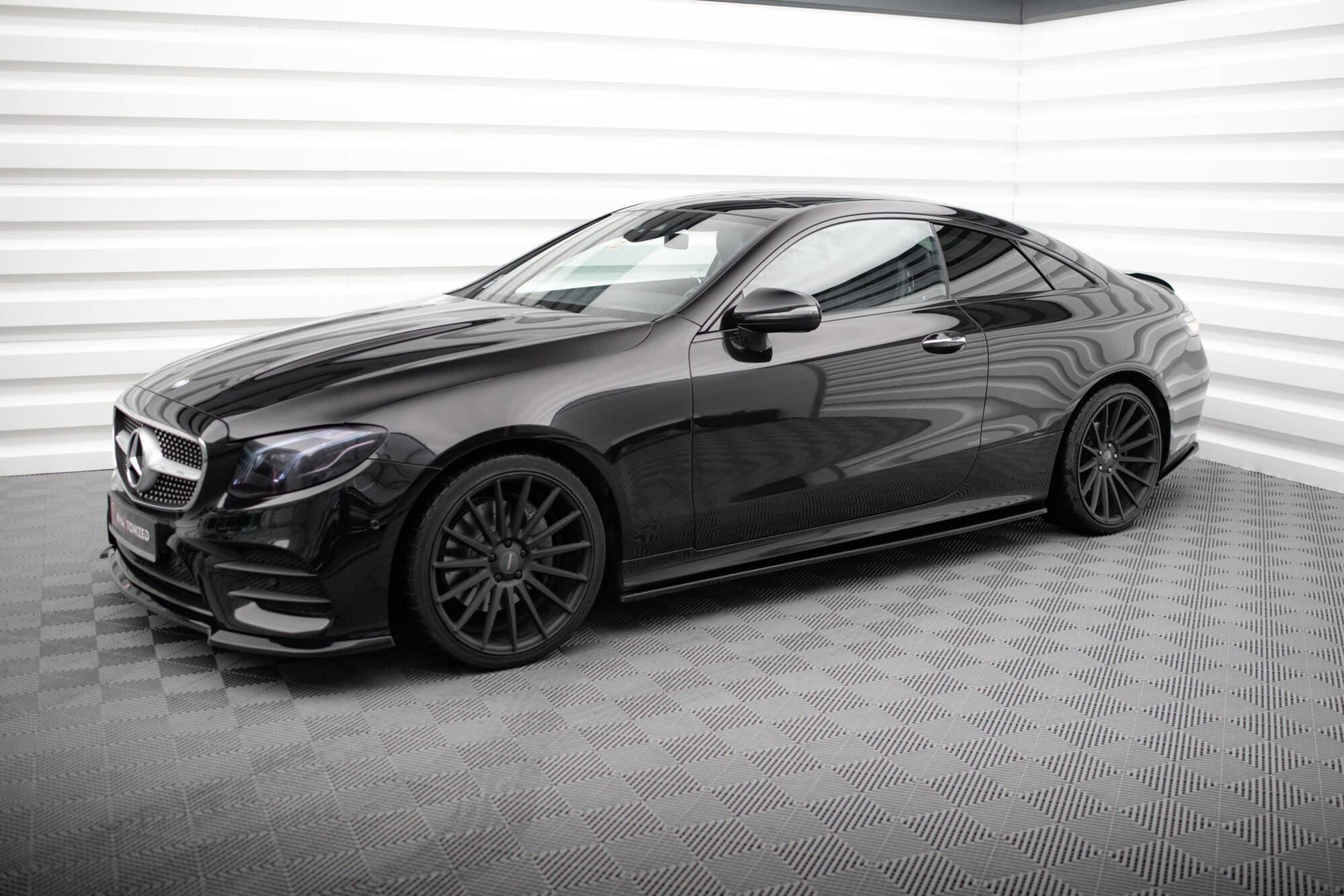 Maxton Design Difusores de taloneras laterales para Mercedes-Benz E-Class W213 Coupe (C238) / Cabriolet (A238) AMG-Line / 53 AMG - imagen 3