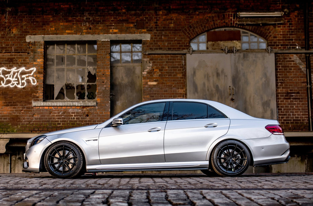 Maxton Design Difusores de taloneras laterales para Mercedes-Benz E63 AMG / AMG-Line Sedan W212 Facelift - imagen 7