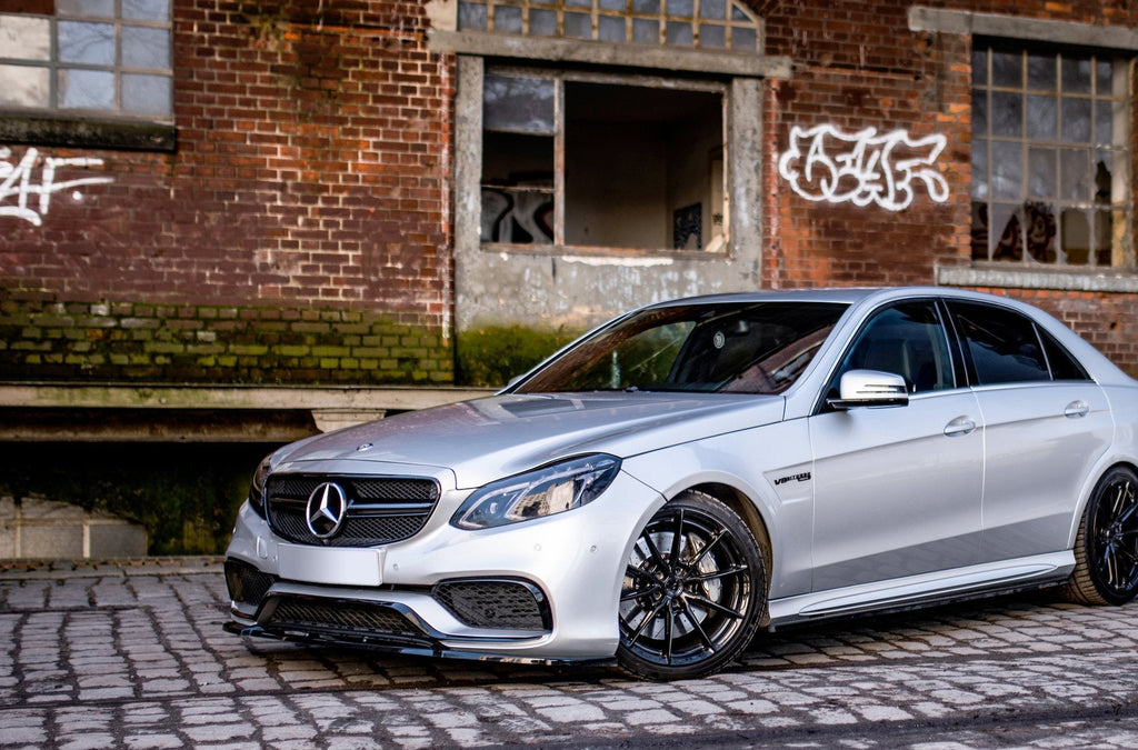Maxton Design Difusores de taloneras laterales para Mercedes-Benz E63 AMG / AMG-Line Sedan W212 Facelift - imagen 8