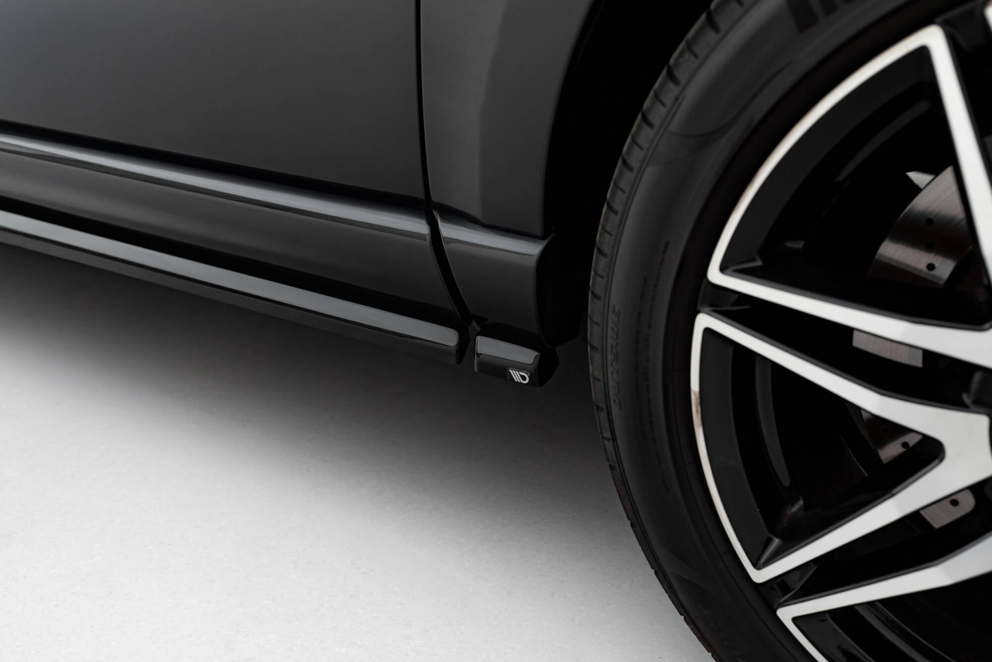 Maxton Design Difusores de taloneras laterales para Mercedes-Benz V-Class Long AMG-Line W447 - imagen 4