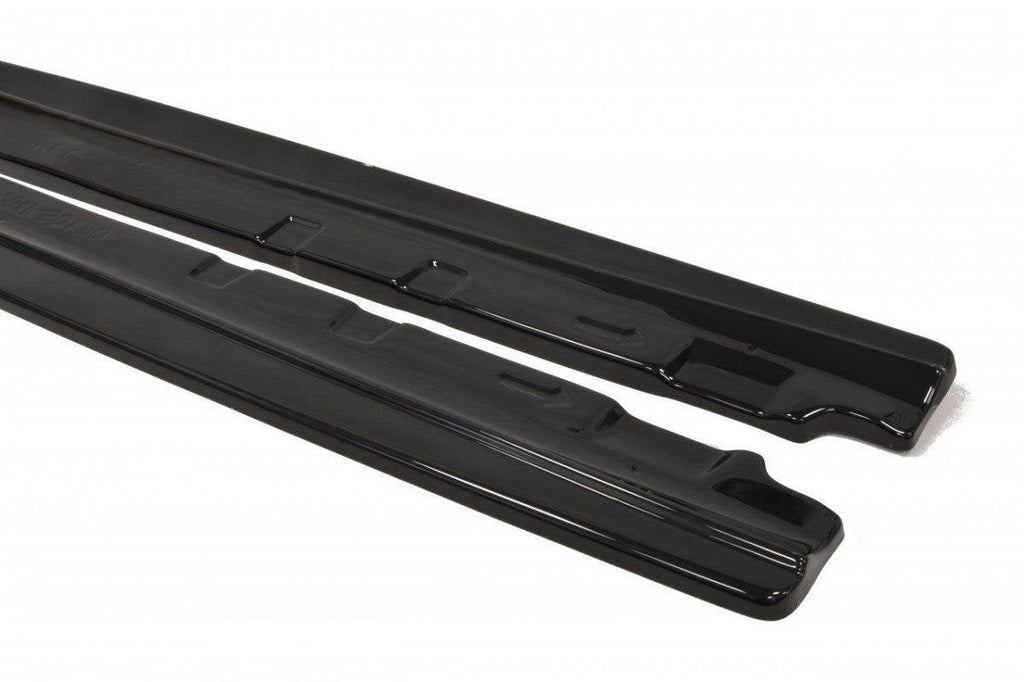 Maxton Design Difusores de taloneras laterales para Mercedes-Benz C63 W204 / S204 / C204 Facelift - imagen 2