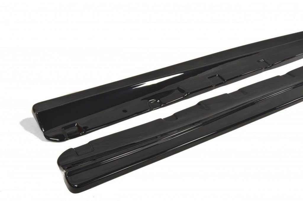 Maxton Design Difusores de taloneras laterales para Mercedes-Benz C63 W204 / S204 / C204 Facelift - imagen 3