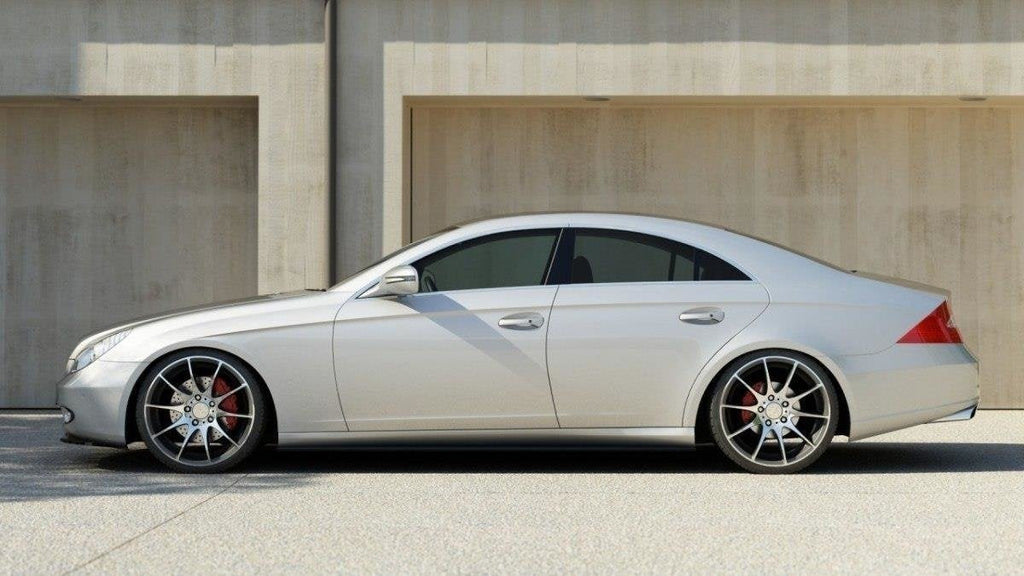 Maxton Design Difusores de taloneras laterales para Mercedes C219 - imagen 1