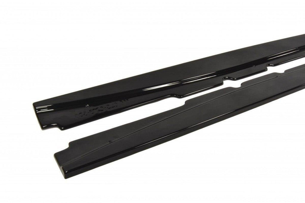 Maxton Design Difusores de taloneras laterales para Mercedes C219 - imagen 7