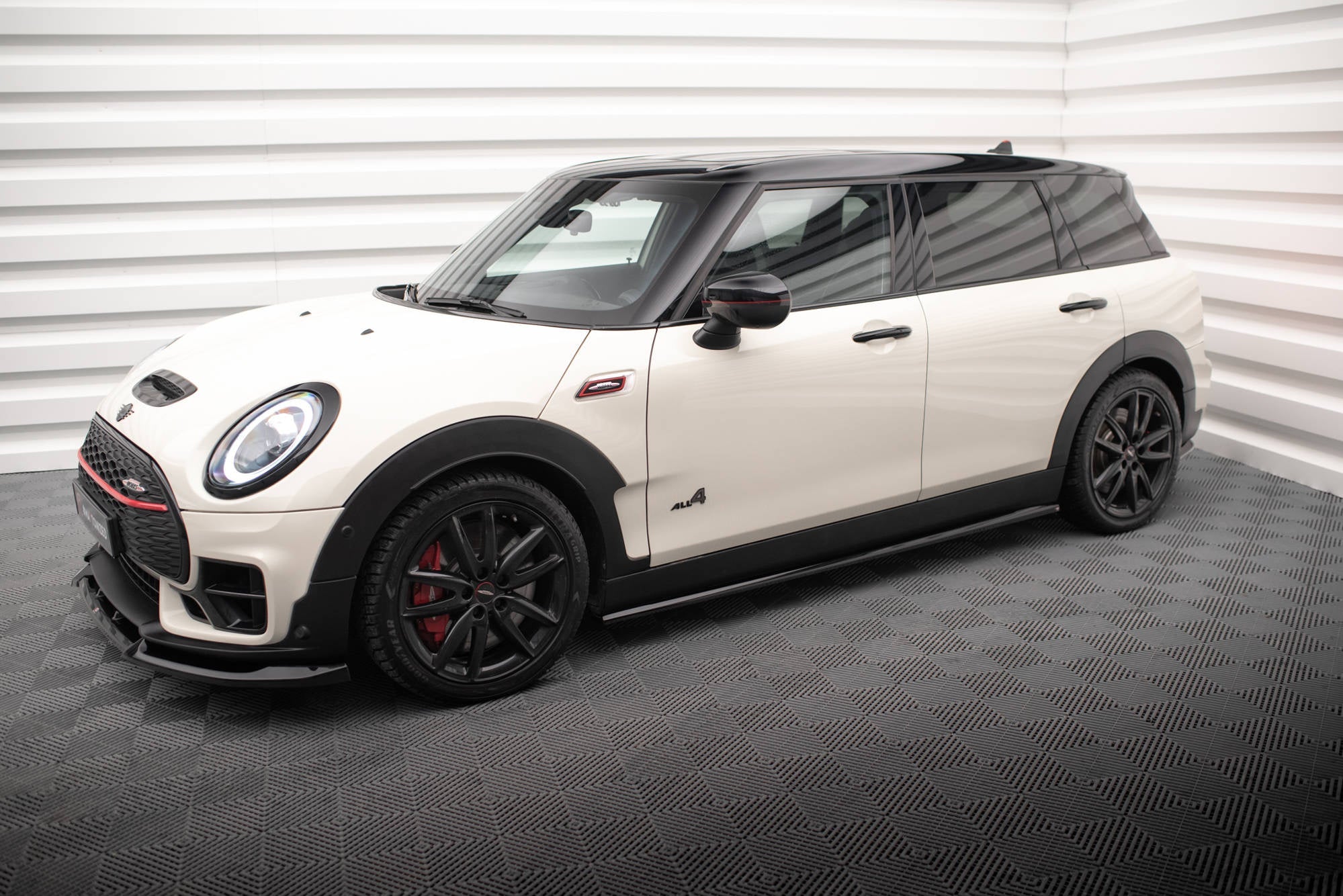 Maxton Design Difusores de taloneras laterales para Mini Cooper Clubman John Cooper Works F54 Facelift - imagen 2