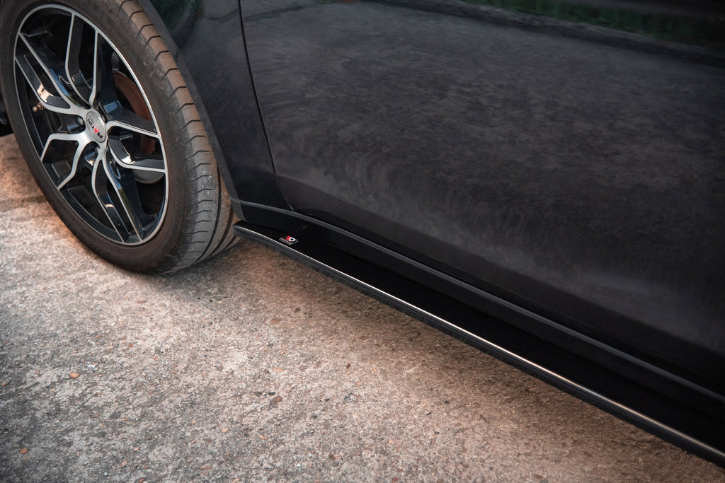 Maxton Design Difusores de taloneras laterales para Mitsubishi Lancer Mk8 - imagen 1