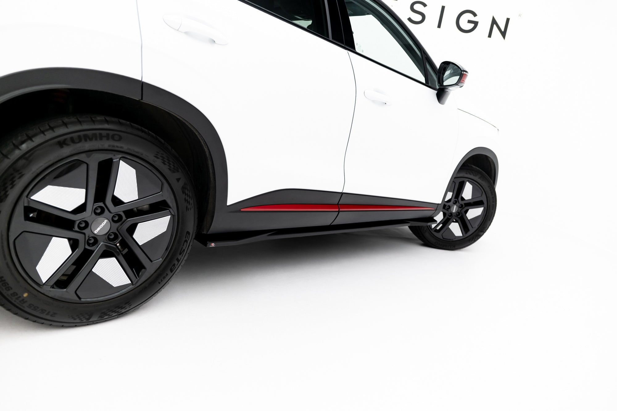 Maxton Design Difusores de taloneras laterales para Omoda 5 Mk1 - imagen 5