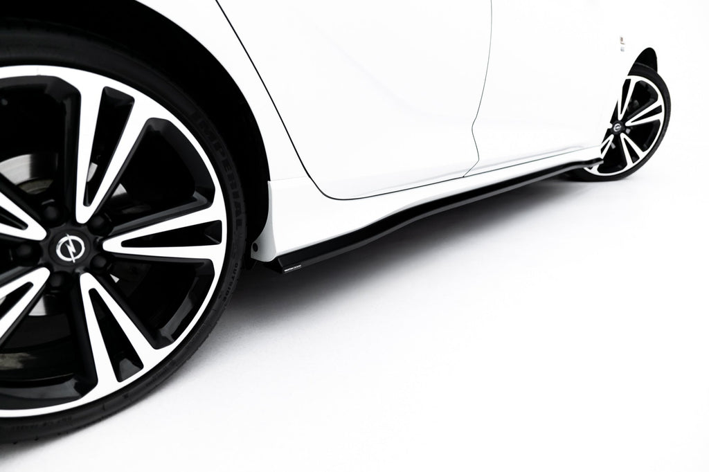 Maxton Design Difusores de taloneras laterales para Opel Insignia OPC-Line Mk2 - imagen 3