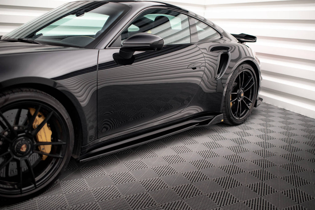 Maxton Design Difusores de taloneras laterales para Porsche 911 Turbo S Sport Package 992 - imagen 1