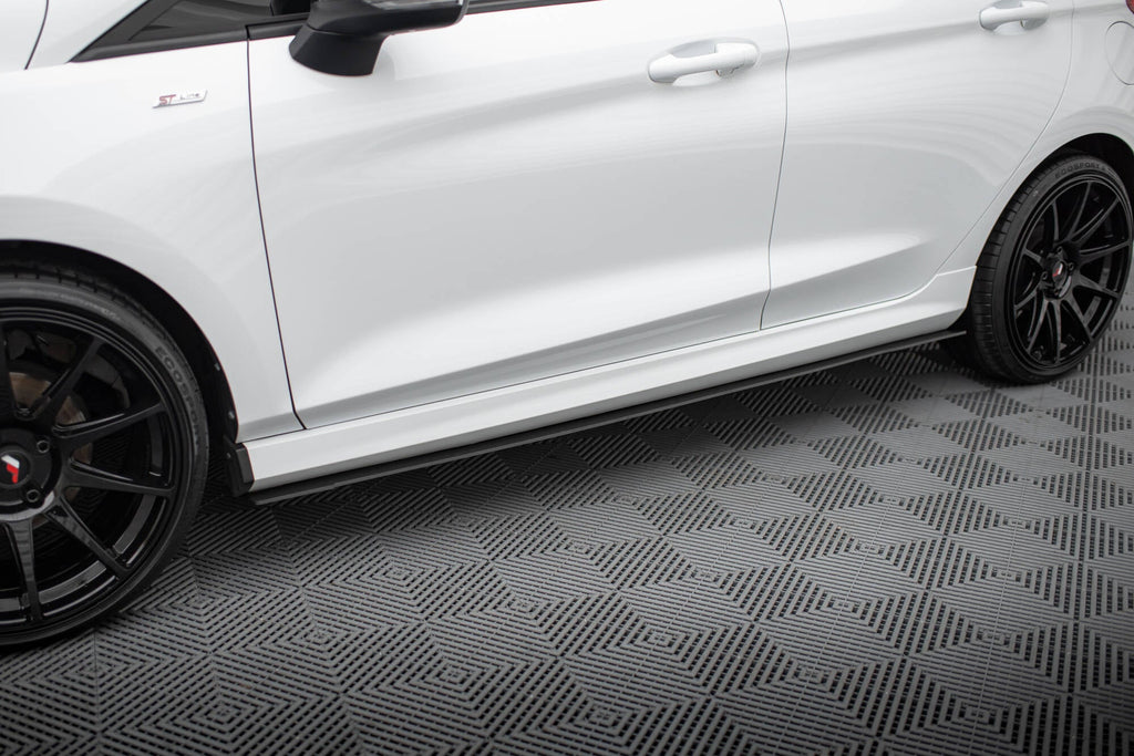 Maxton Design Racing Side Skirts Diffusers V.2 para Ford Fiesta Mk8 ST / ST-Line - imagen 1
