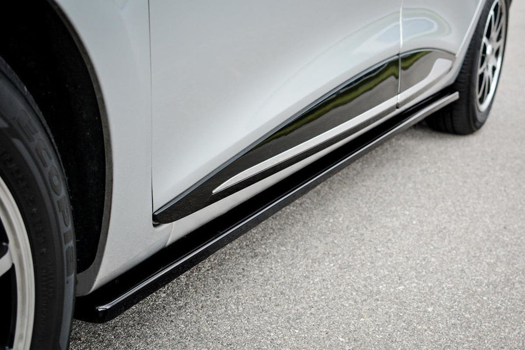 Maxton Design Difusores de taloneras laterales para Renault Clio Mk4 - imagen 1