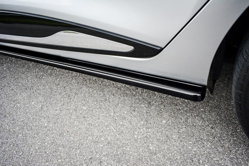 Maxton Design Difusores de taloneras laterales para Renault Clio Mk4 - imagen 3