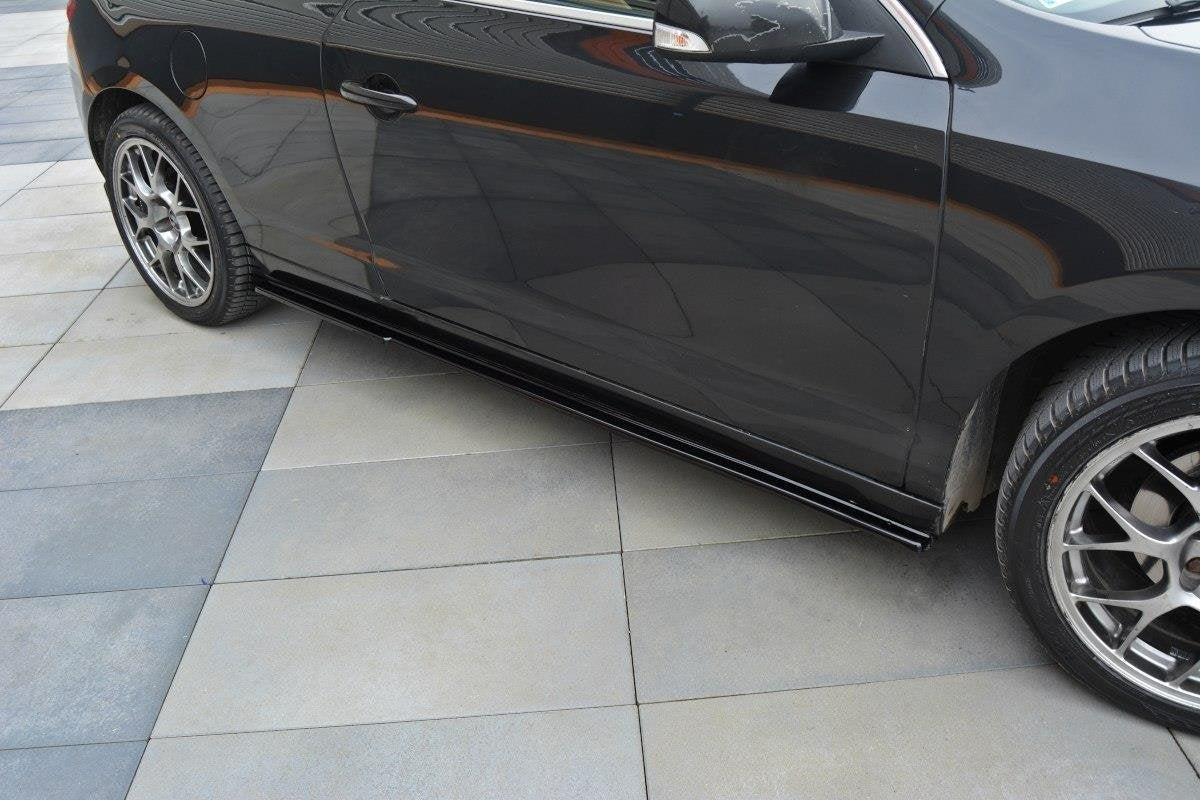 Maxton Design Difusores de taloneras laterales para Renault Laguna Coupe Mk3 - imagen 2