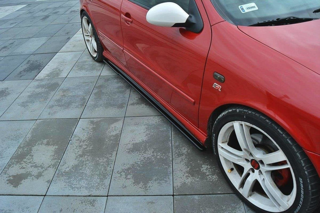 Maxton Design Difusores de taloneras laterales para Seat Leon Mk1 Cupra - imagen 2