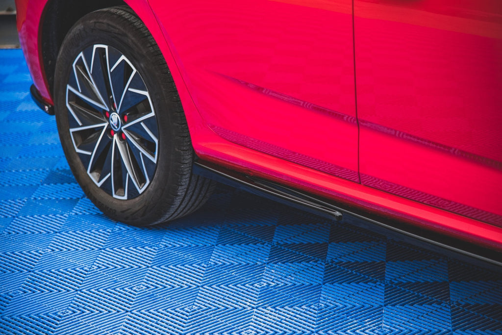 Maxton Design Difusores de taloneras laterales para Skoda Kamiq - imagen 4