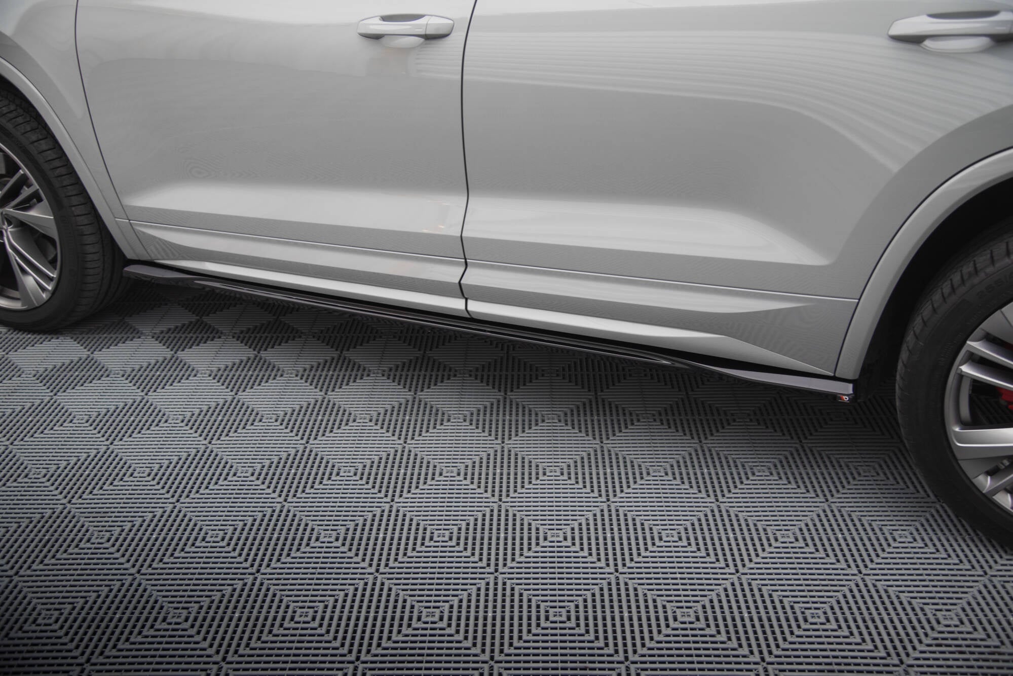 Maxton Design Difusores de taloneras laterales para Skoda Kodiaq RS Mk1 / Mk1 Facelift - imagen 3