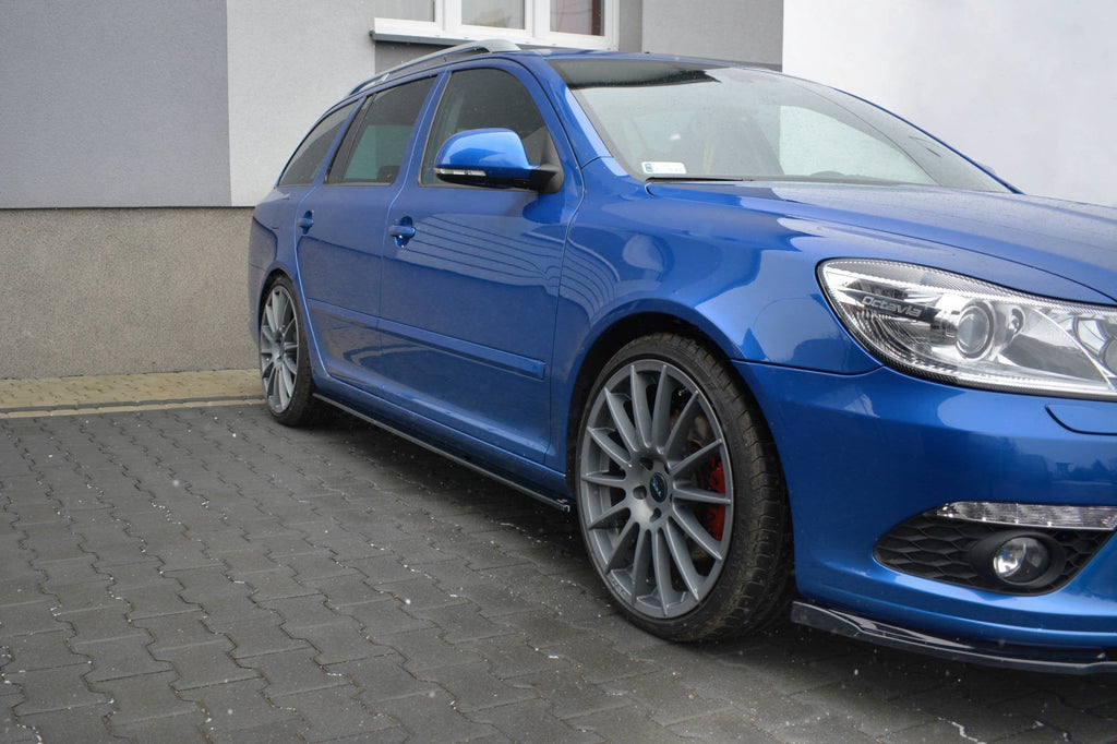 Maxton Design Difusores de taloneras laterales para Skoda Octavia RS Mk2 / Mk2 Facelift - imagen 3
