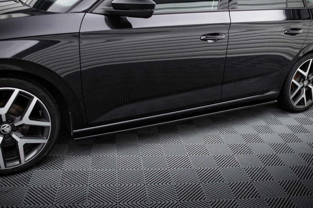 Maxton Design Difusores de taloneras laterales para Skoda Scala - imagen 1