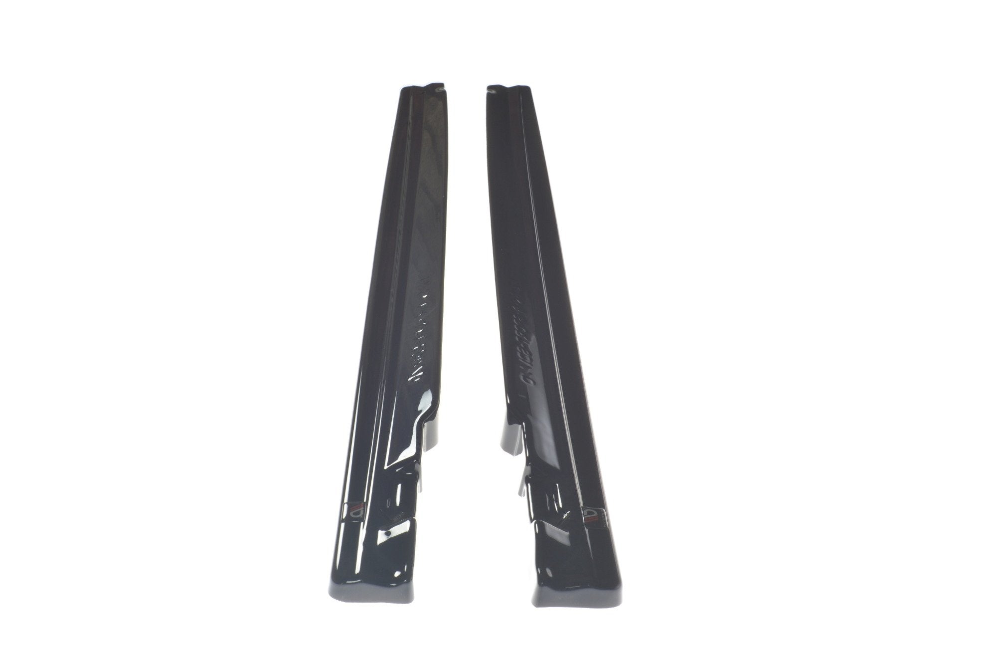 Maxton Design Difusores de taloneras laterales para Suzuki Swift Sport Mk6 - imagen 7