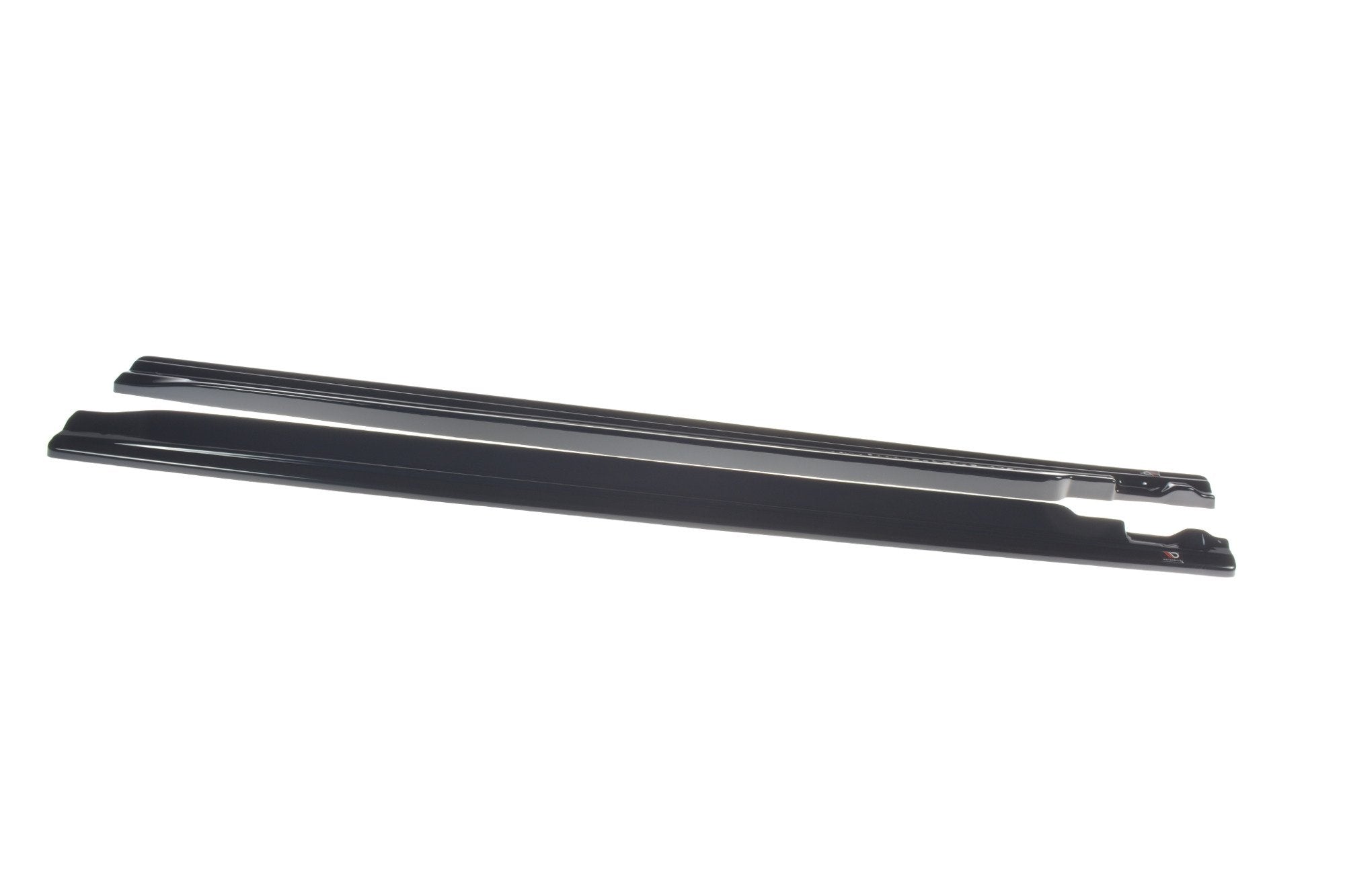 Maxton Design Difusores de taloneras laterales para Suzuki Swift Sport Mk6 - imagen 5