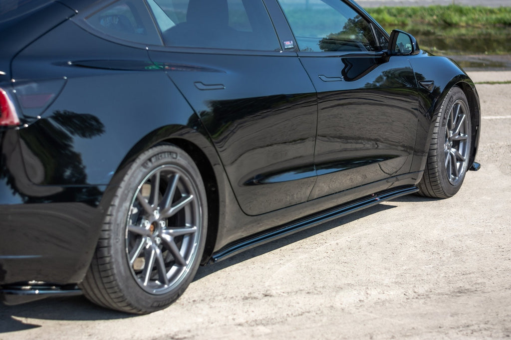 Maxton Design Difusores de taloneras laterales para Tesla Model 3 / Model 3 Performance Mk1 / Mk1 Facelift - imagen 2