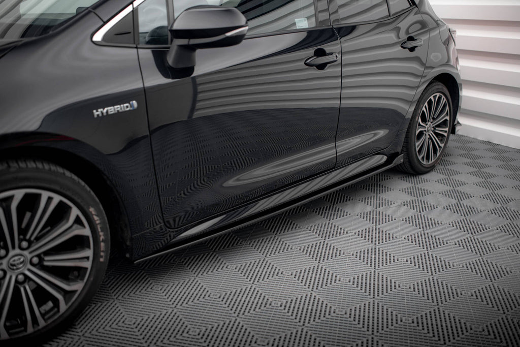 Maxton Design Difusores de taloneras laterales para Toyota Corolla Mk12 Hatchback - imagen 1