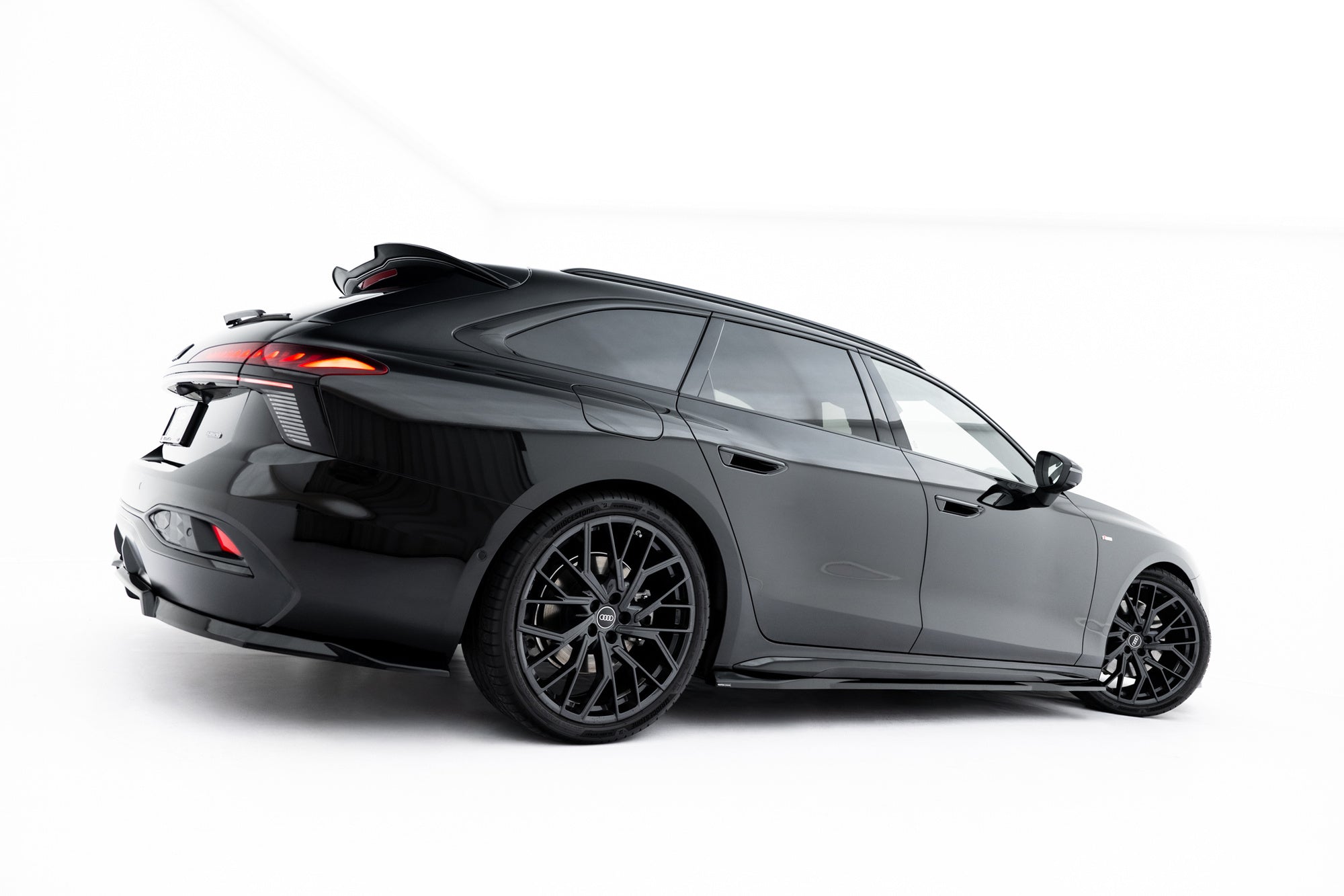 Maxton Design Difusores de taloneras laterales V.1 para Audi A6 S-Line C9 - imagen 3