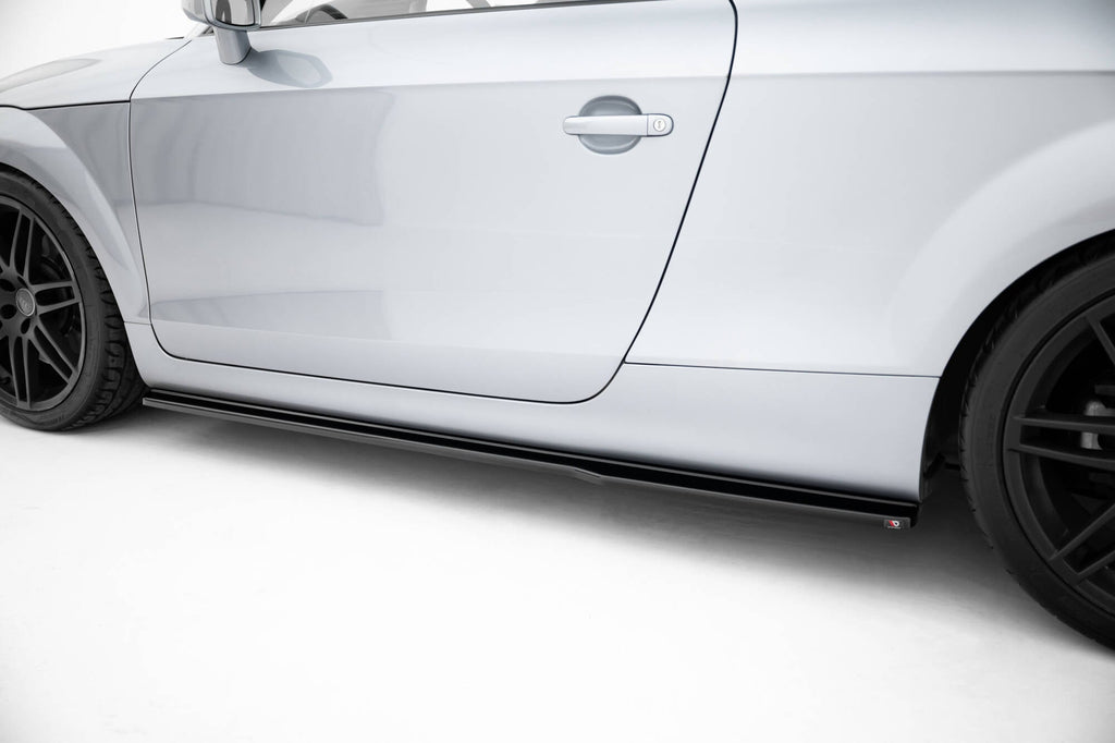 Maxton Design Difusores de taloneras laterales V.1 para Audi TT S / TT S-Line 8J Facelift - imagen 2