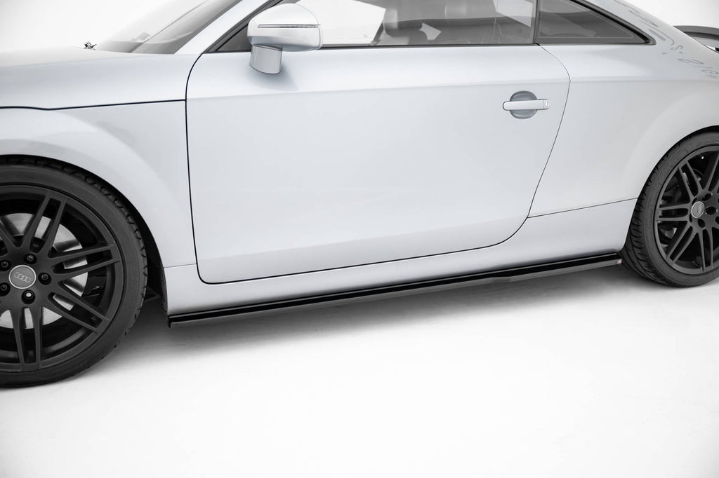 Maxton Design Difusores de taloneras laterales V.1 para Audi TT S / TT S-Line 8J Facelift - imagen 1