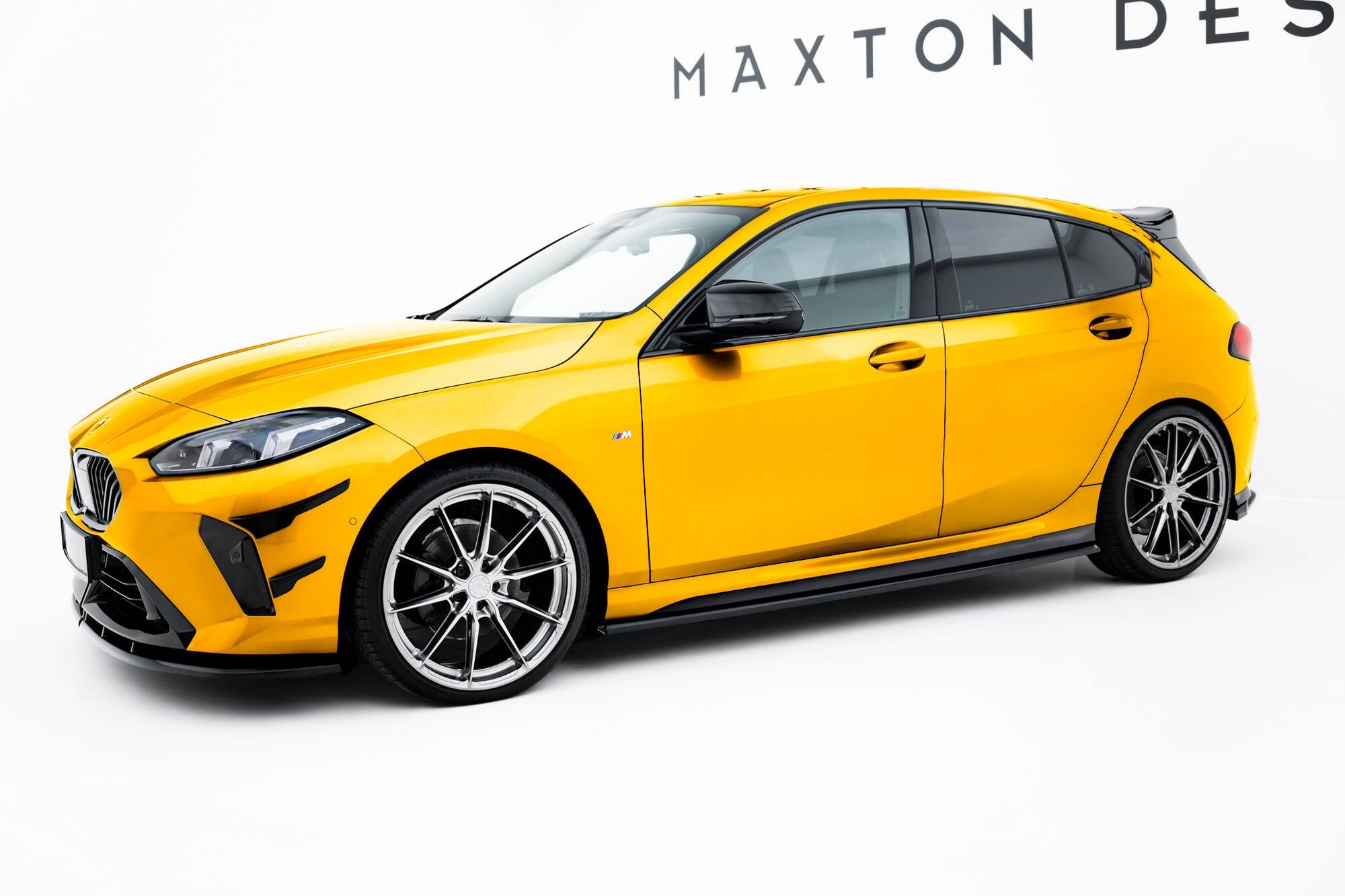Maxton Design Difusores de taloneras laterales V.1 para BMW 1 M-Pack F70 - imagen 3
