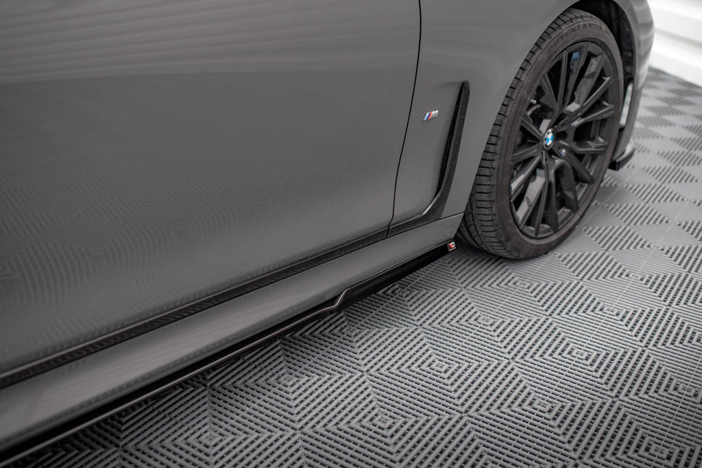 Maxton Design Difusores de taloneras laterales V.1 para BMW 7 M-Pack G11 - imagen 1