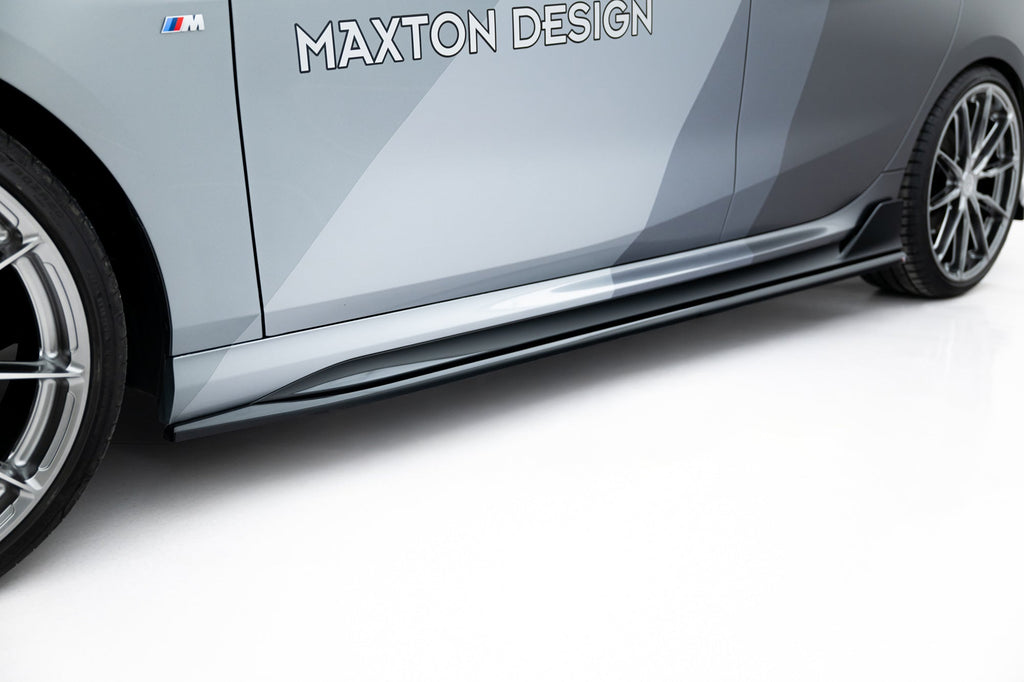 Maxton Design Difusores de taloneras laterales V.1 para BMW M135i M Performance F70 - imagen 2