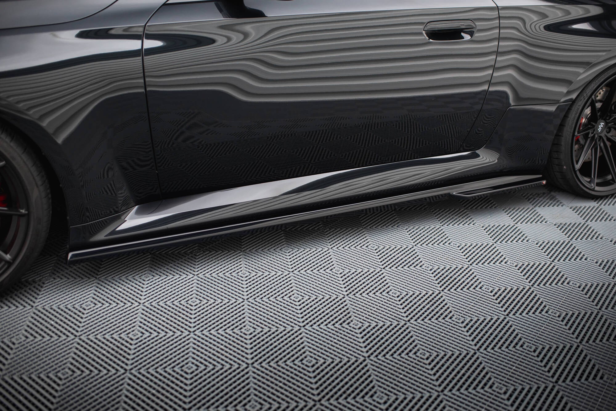 Maxton Design Difusores de taloneras laterales V.1 para BMW M2 G87 - imagen 1
