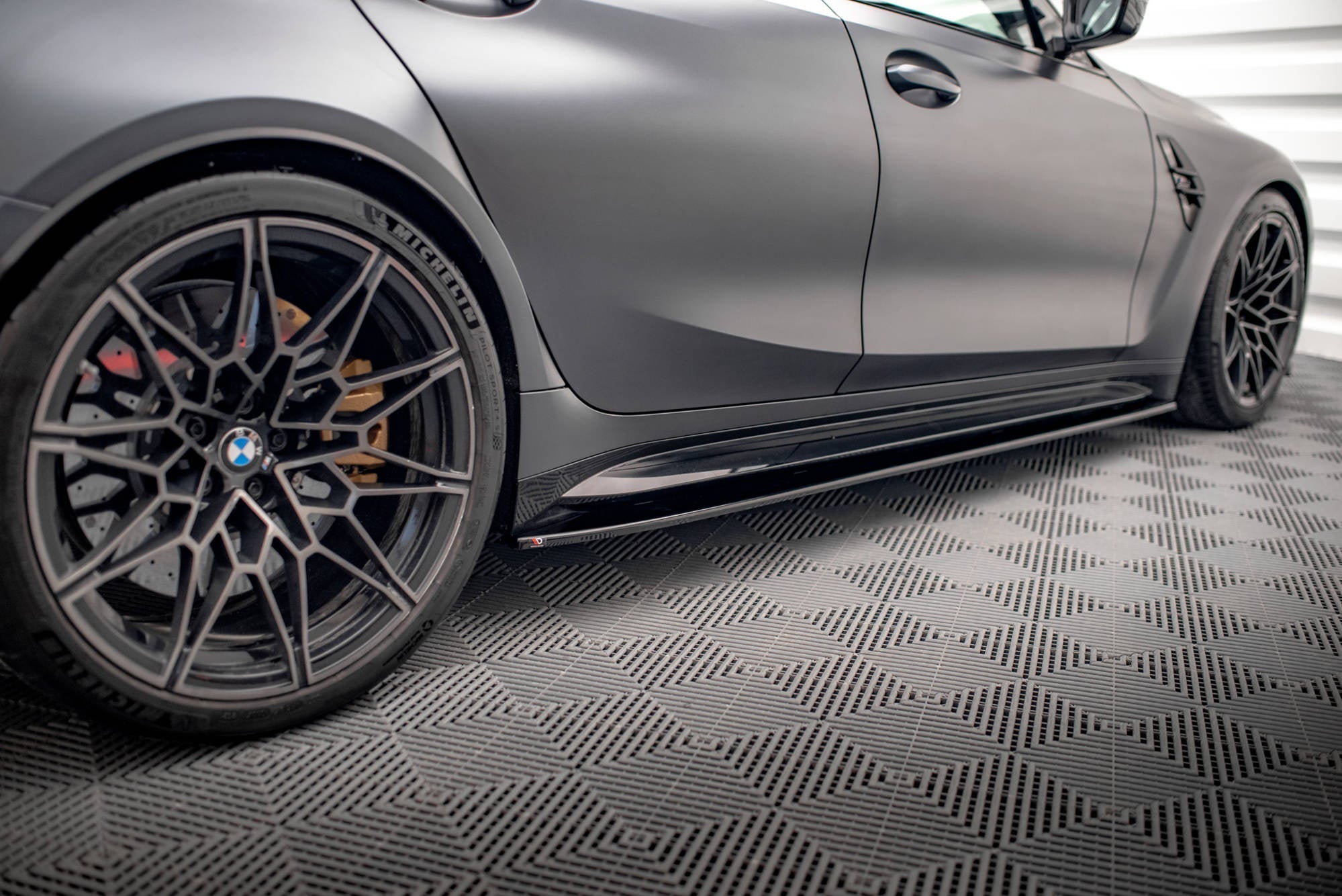 Maxton Design Difusores de taloneras laterales V.1 para BMW M3 Sedan / Touring G80 / G81 - imagen 2