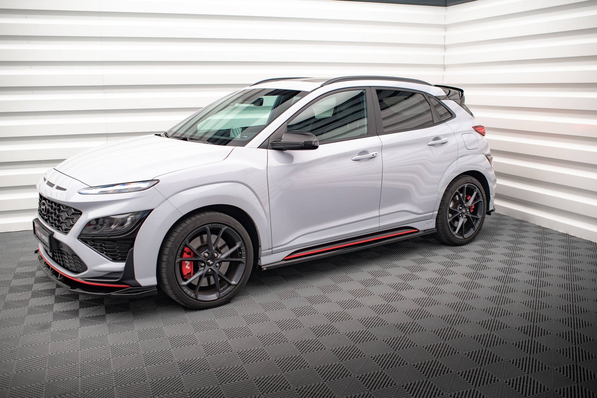 Maxton Design Difusores de taloneras laterales V.1 para Hyundai Kona N Mk1 - imagen 3