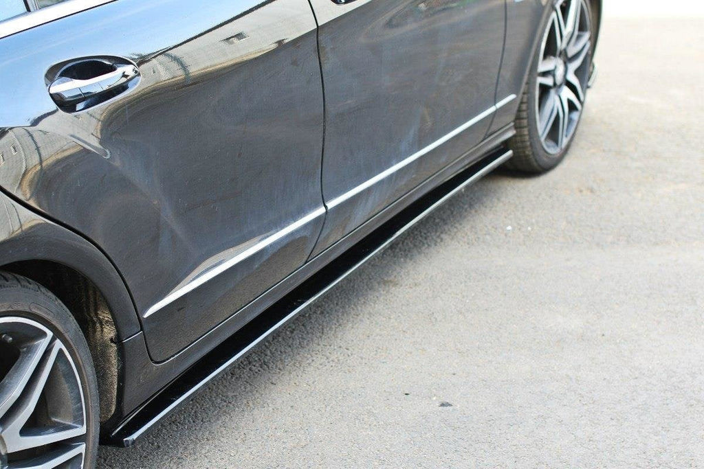 Maxton Design Difusores de taloneras laterales V.1 para Mercedes-Benz CLS C218 - imagen 1