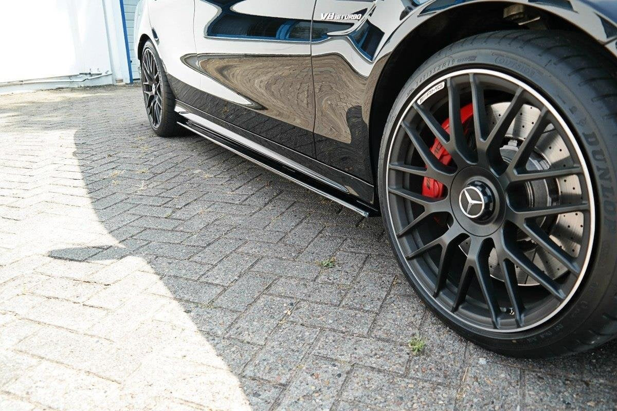 Maxton Design Difusores de taloneras laterales V.1 para Mercedes C-Class S205 63AMG - imagen 1