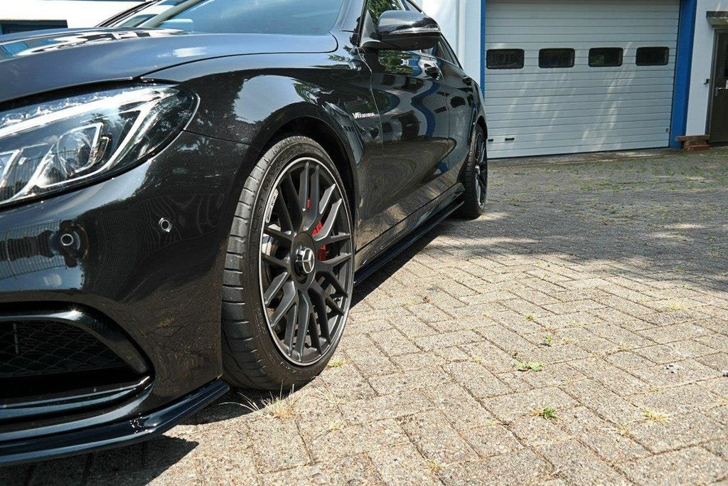 Maxton Design Difusores de taloneras laterales V.1 para Mercedes C-Class S205 63AMG - imagen 3