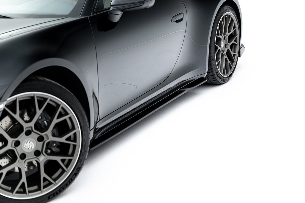Maxton Design Difusores de taloneras laterales V.1 para Porsche 911 Carrera Sport Design 992 - imagen 1