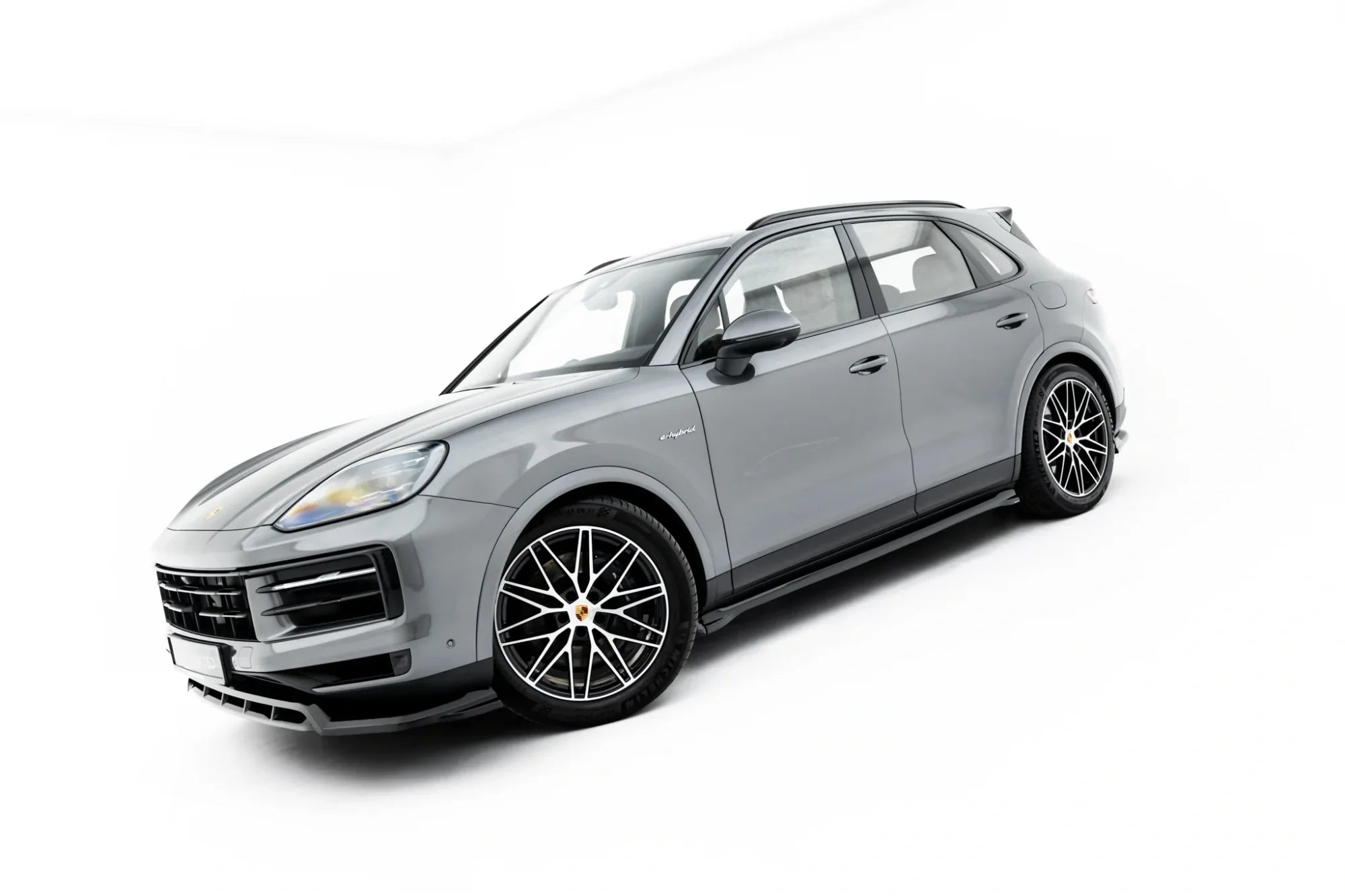 Maxton Design Difusores de taloneras laterales V.1 para Porsche Cayenne SUV / Coupe Mk3 Facelift - imagen 2