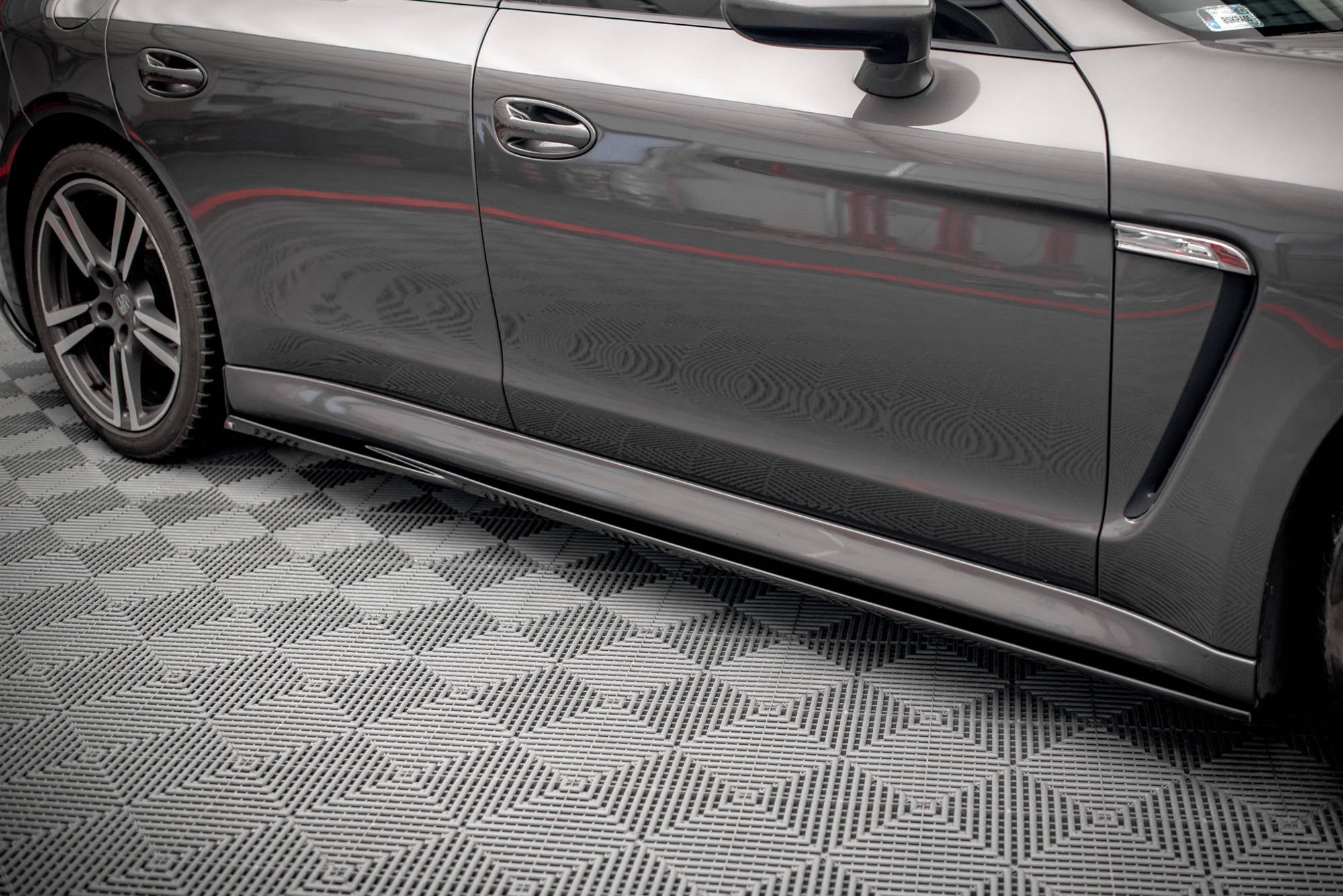 Maxton Design Difusores de taloneras laterales V.1 para Porsche Panamera / Panamera Diesel / Panamera Turbo 970 - imagen 2