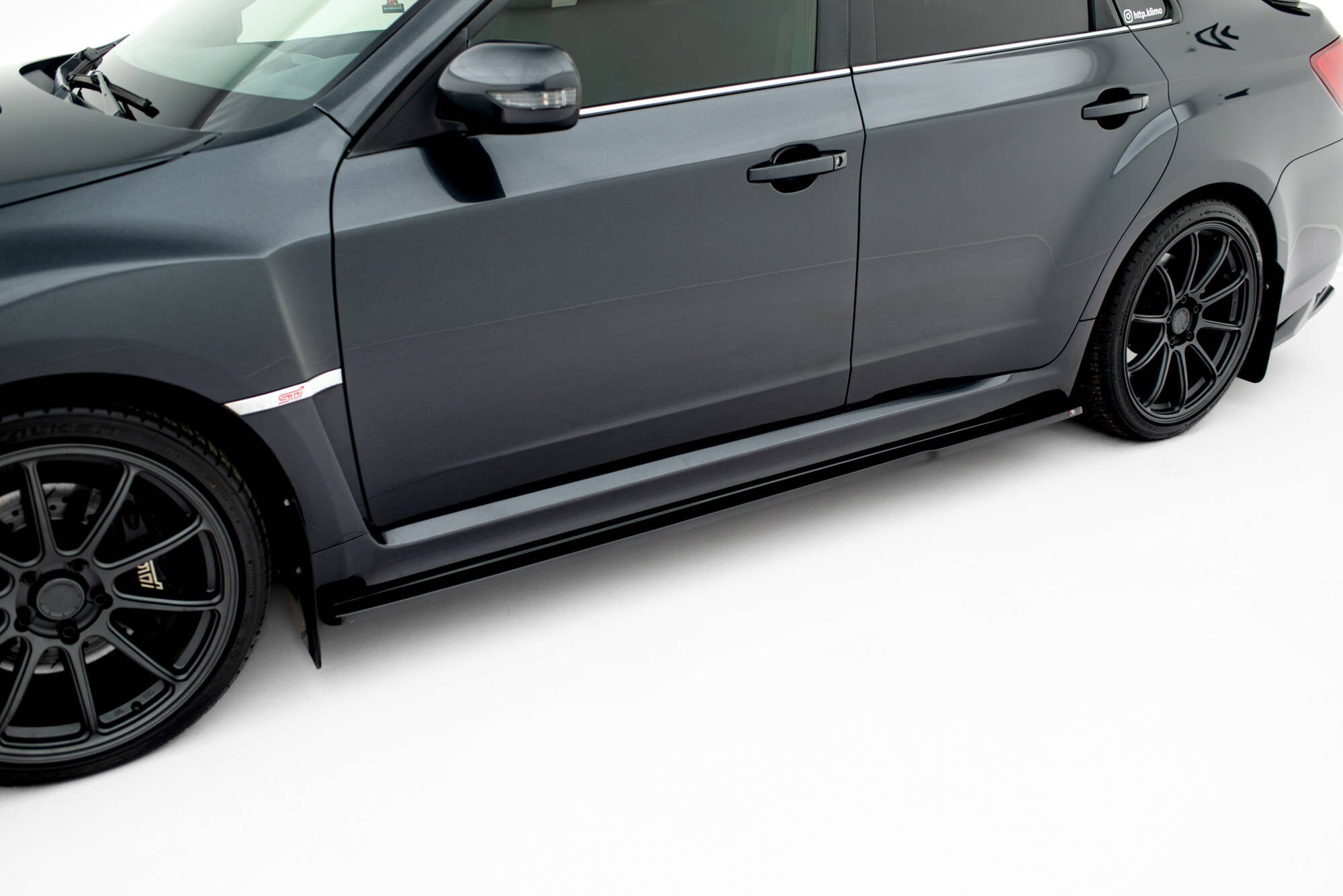 Maxton Design Difusores de taloneras laterales V.1 para Subaru Impreza WRX STI Mk3 Facelift - imagen 1