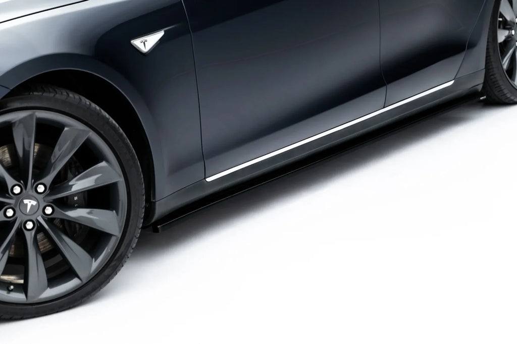 Maxton Design Difusores de taloneras laterales V.1 para Tesla Model S Mk1 - imagen 3