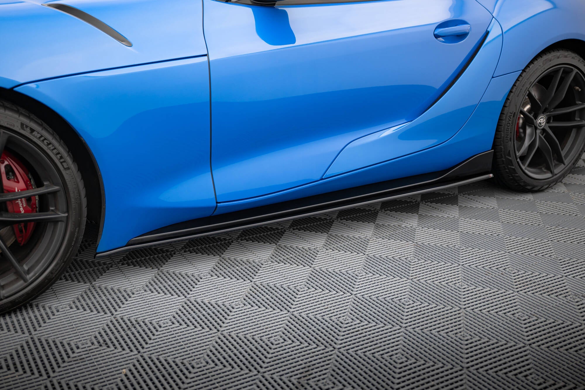 Maxton Design Difusores de taloneras laterales V.1 para Toyota Supra Mk5 - imagen 1