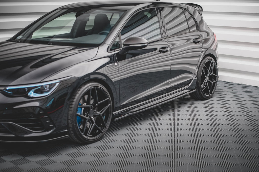 Maxton Design Difusores de taloneras laterales V.1 para Volkswagen Golf R Hatchback Mk8 - imagen 1