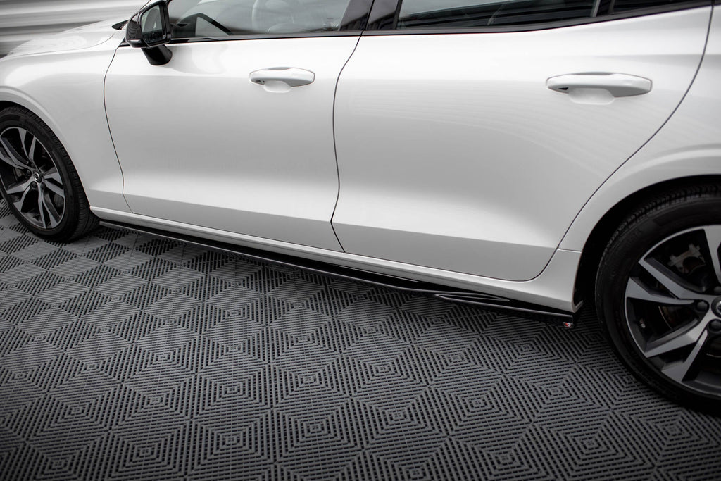 Maxton Design Difusores de taloneras laterales V.1 para Volvo S60/V60 R-Design Mk3 - imagen 2