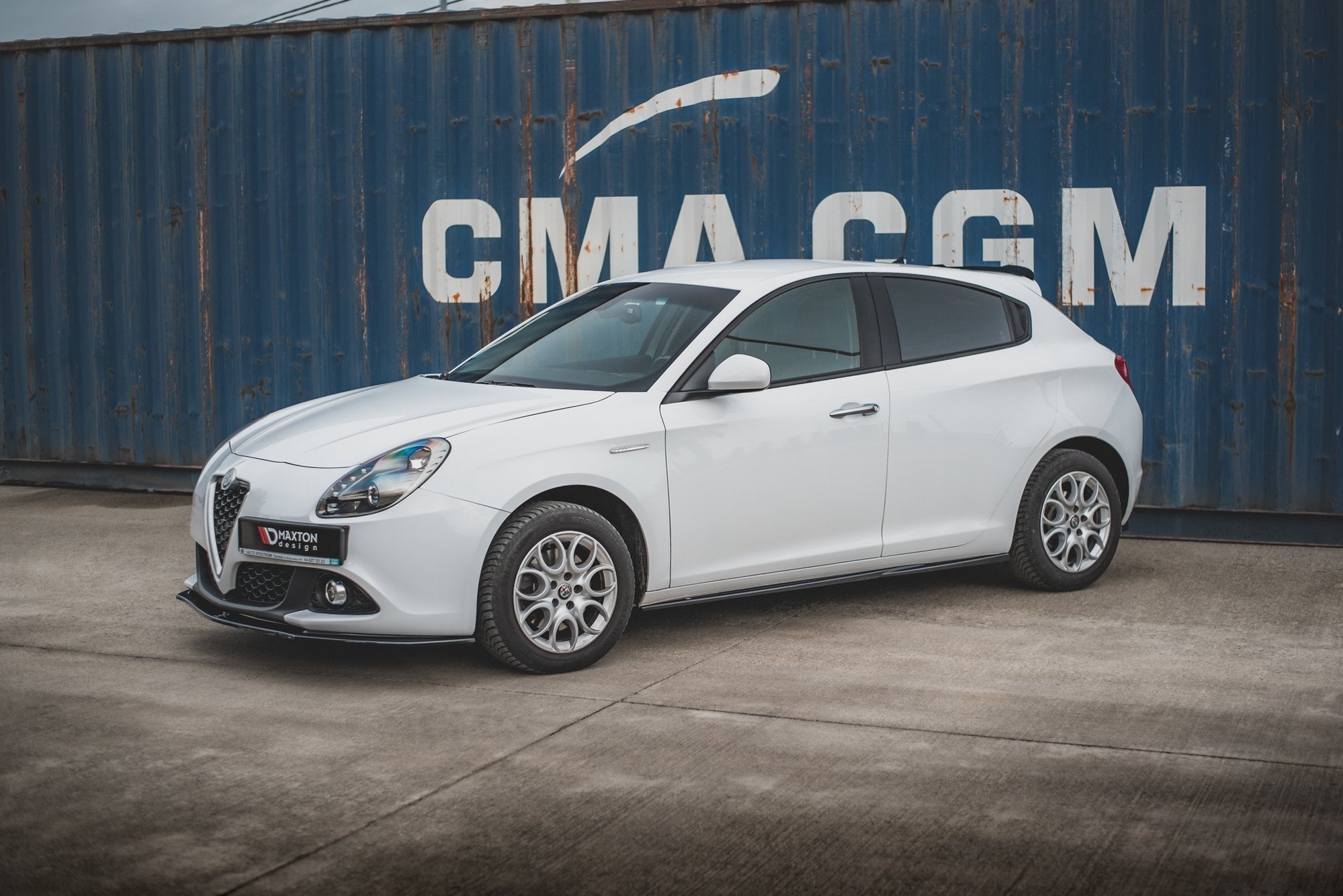 Maxton Design Difusores de taloneras laterales V.2 para Alfa Romeo Giulietta - imagen 2