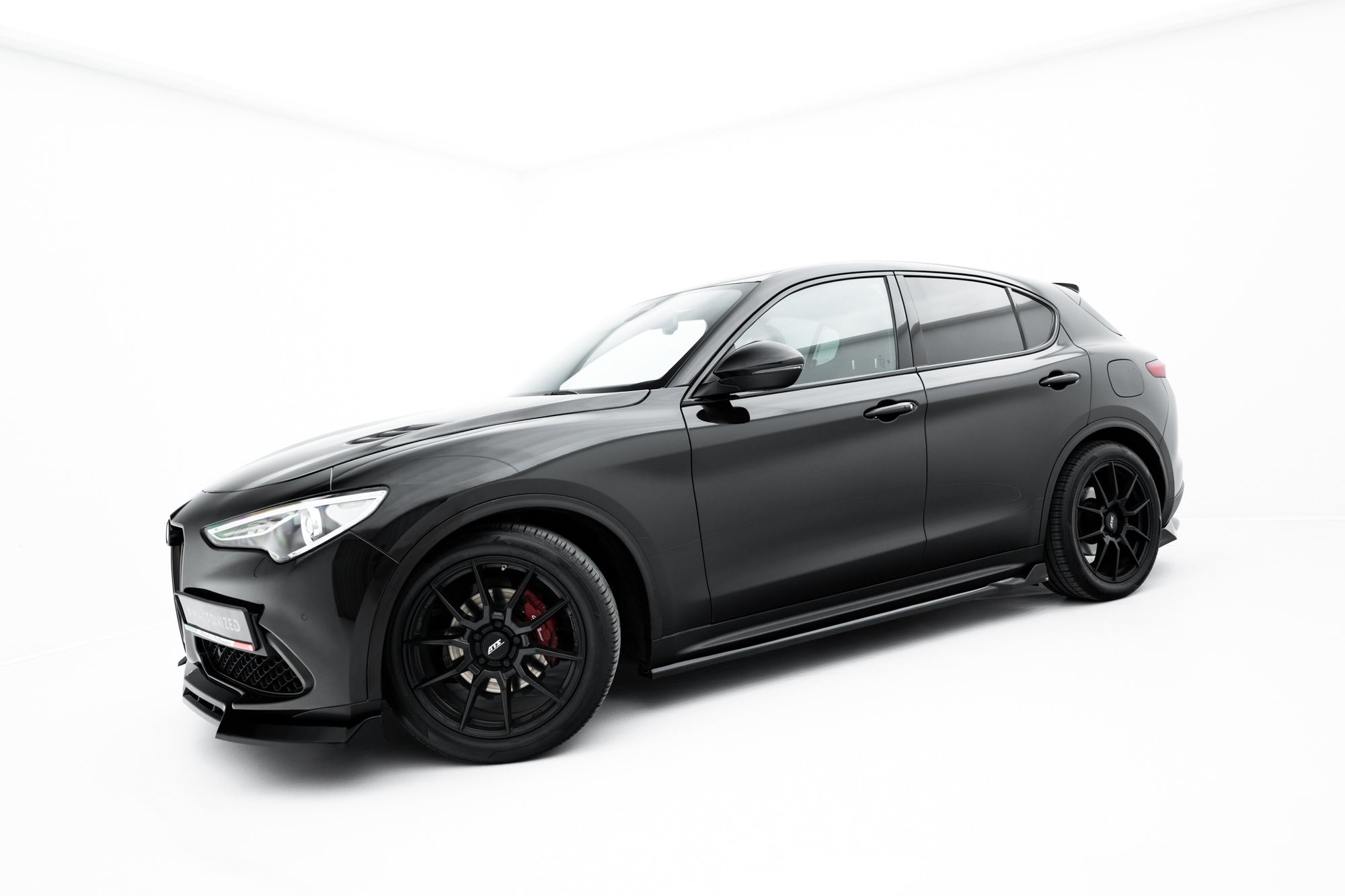 Maxton Design Difusores de taloneras laterales V.2 para Alfa Romeo Stelvio Mk1 - imagen 3