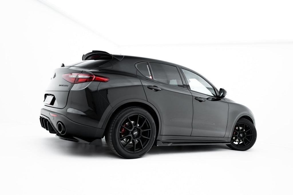 Maxton Design Difusores de taloneras laterales V.2 para Alfa Romeo Stelvio Mk1 - imagen 1
