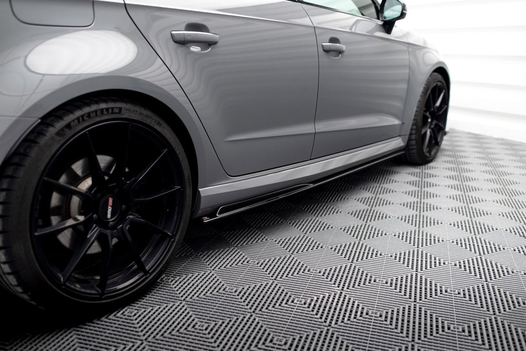 Maxton Design Difusores de taloneras laterales V.2 para Audi RS3 8V Sportback Facelift - imagen 2